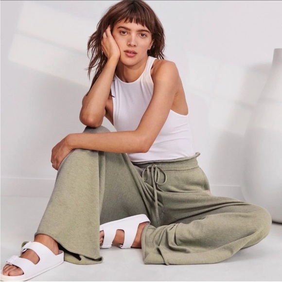 LUNYA Cozy cotton silk relaxed ankle pant